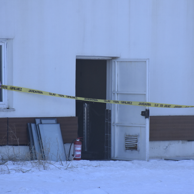 Kayak merkezindeki otelde, sporcuların dinlenme odasında patlama: 1'i ağır...