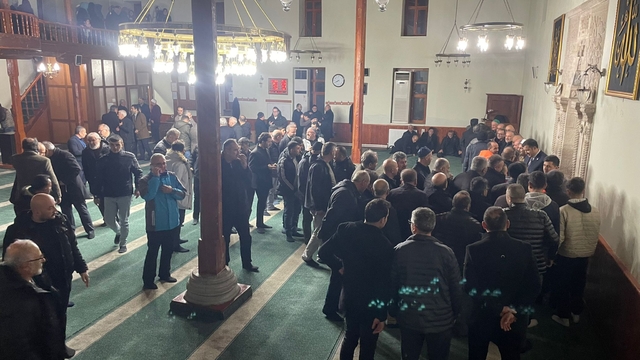 Suşehri'nde umre kafilesi dualarla uğurlandı