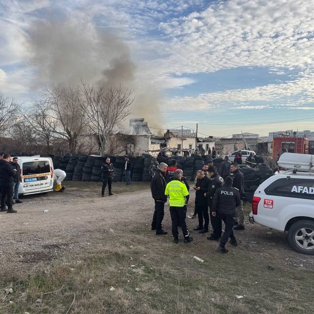 Aksaray'da evde çıkan yangında 1 çocuk öldü