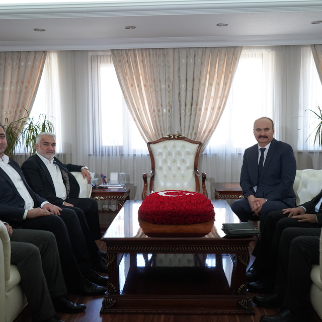 HÜDA PAR Genel Başkanı Yapıcıoğlu, Batman Valiliğini ziyaret etti