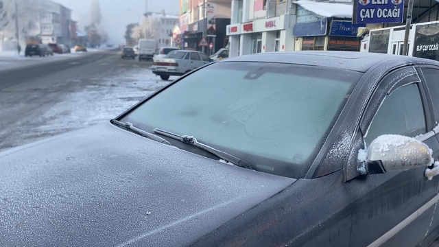 Ardahan eksi 23,3 ile dondu