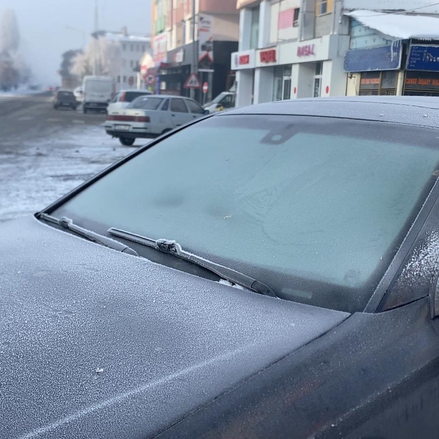 Ardahan eksi 23,3 ile dondu