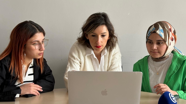 NÖHÜ'de akademisyen ve öğrenciler, AA'nın "Yılın Kareleri" oylamasına katıldı