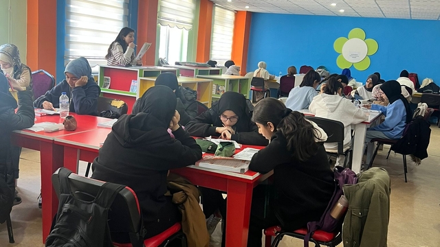 Şanlıurfa'da öğrenciler için yarı yıl tatilinde LGS hazırlık kampı düzenlendi