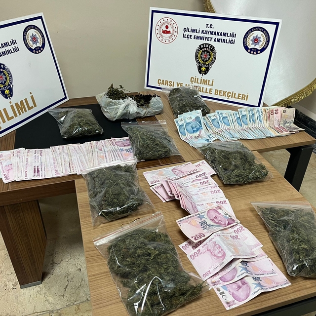 Düzce'de uyuşturucu operasyonunda yakalanan zanlı tutuklandı