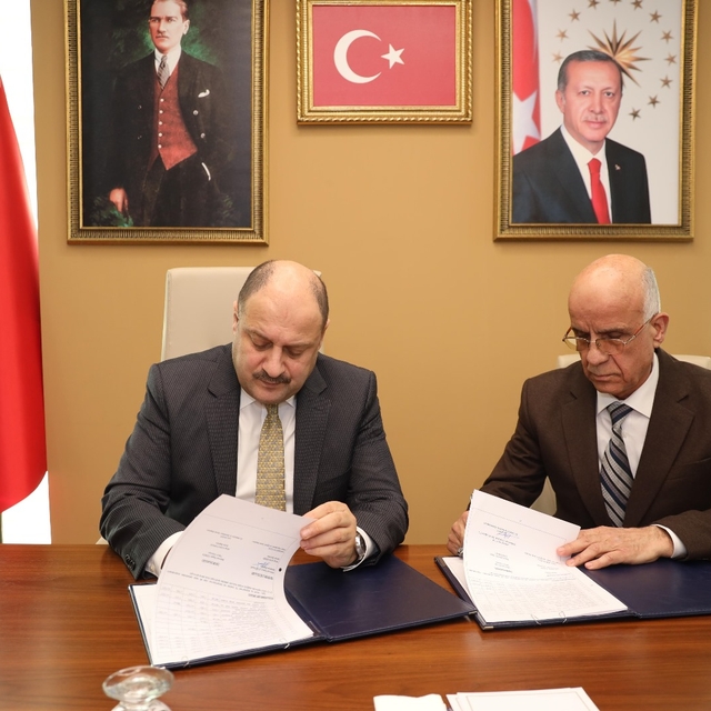 Şanlıurfa Büyükşehir Belediyesinde toplu iş sözleşmesi imzalandı