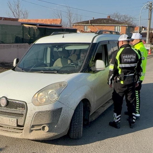 Çorlu'da polis ekipleri asayiş uygulaması yaptı
