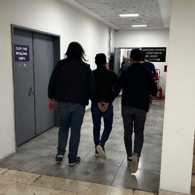 Antalya'da son bir haftada yakalanan 1637 şüpheliden 212'si tutuklandı