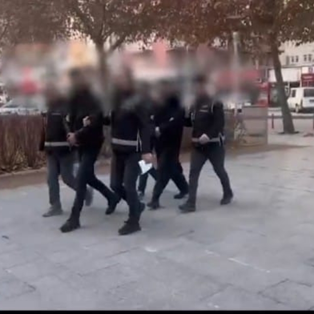 Kırşehir'de kaçak silah ticaretine 7 gözaltı