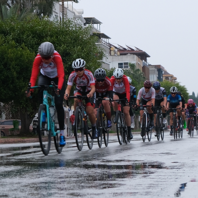 Türkiye Bisiklet Kupası 1. Etap Puanlı Yol Yarışları, Alanya'da sona erdi