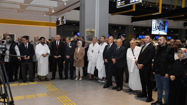 Ordu'da 213 kişilik umre kafilesi dualarla uğurlandı