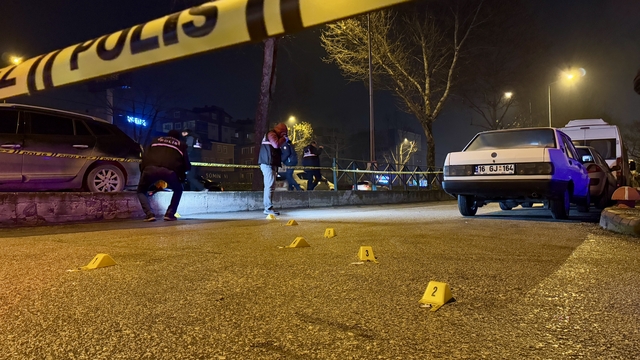 Bursa'da gece kulübü çalışanı 3 kişi silahlı saldırıda yaralandı