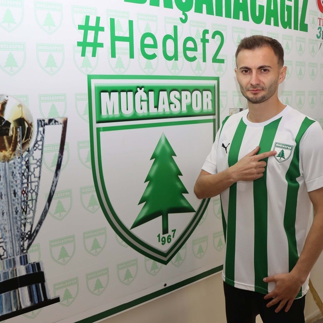 Muğlaspor Nurettin'le anlaştı