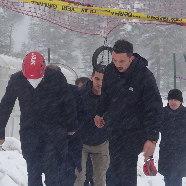 Kartalkaya'da yangın faciasının yaşandığı otel mühürlendi (3)