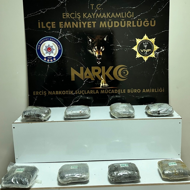 Van'da 8 kilo 750 gram esrar ele geçirildi