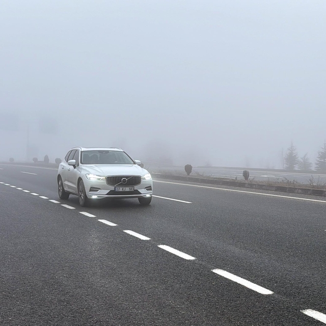 Kastamonu'da sis ulaşımı olumsuz etkiliyor