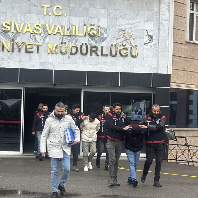 'Adınız terör örgütü soruşturmasına karıştı' yalanıyla dolandırıcılığa 4 gö...