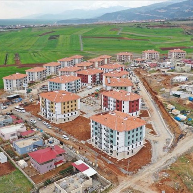 Gaziantep'te bin 535 konut ile 52 iş yeri hak sahipleriyle buluşuyor