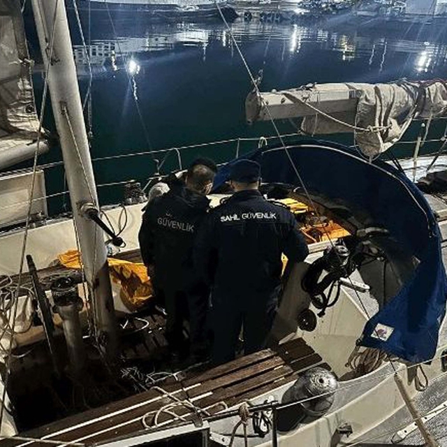 Yunanistan'a kaçarken yakalandılar