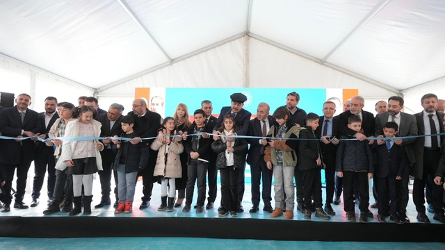 Bakan Tekin, Elazığ'da öğrencilerle buluştu (2)