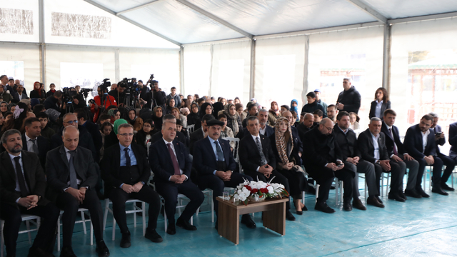 Milli Eğitim Bakanı Tekin, Elazığ'da eğitim kurumlarının toplu açılış töreninde konuştu: