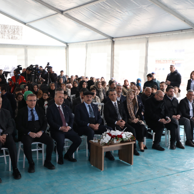 Milli Eğitim Bakanı Tekin, Elazığ'da eğitim kurumlarının toplu açılış tören...