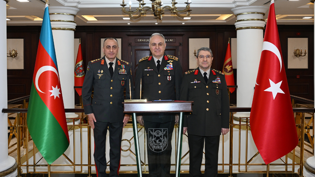 Genelkurmay Başkanı Orgeneral Gürak, Azerbaycan Kara Kuvvetleri Komutanı Korgeneral Mirzeyev'i kabul etti