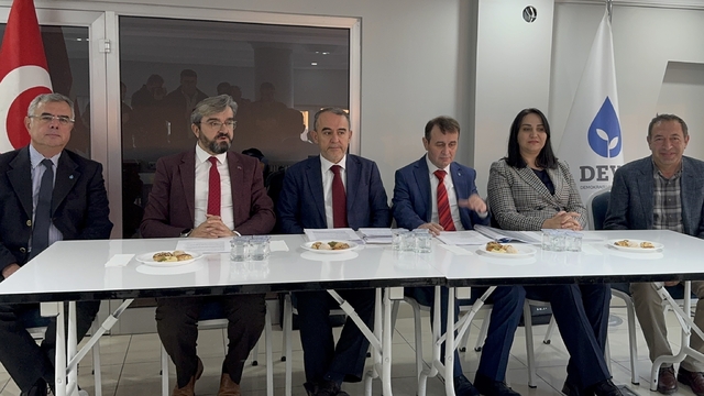 DEVA Partisi Genel Başkan Yardımcısı Ergin, Konya'da partililerle bir araya geldi