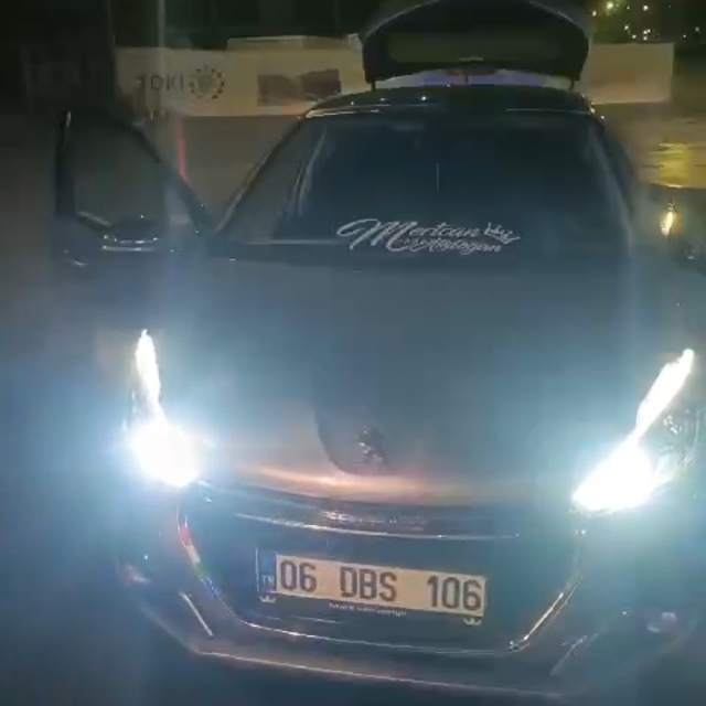 Çakarlı otomobille polisten kaçan ehliyetsiz ve alkollü sürücüye 327 bin li...