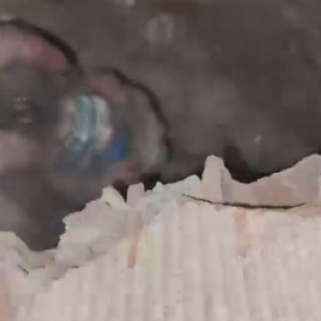 Konya'da 4 katlı bina çöktü: Enkazdan 3 kişi kurtarıldı, 2 kişiye ulaşılmay...