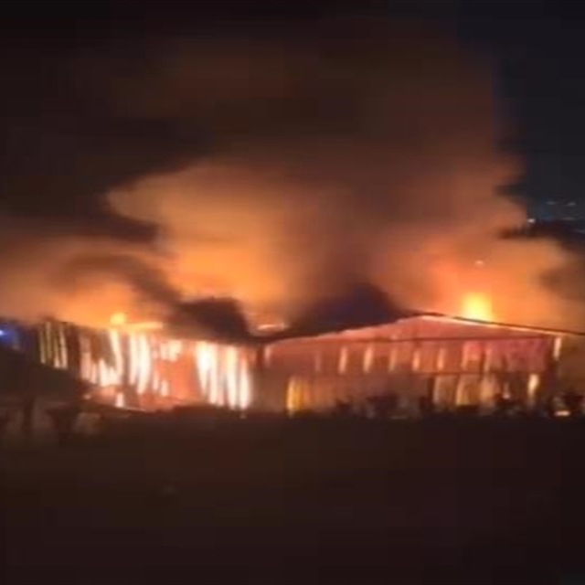 Bursa'da yanan fabrikadan geriye hurda yığını kaldı