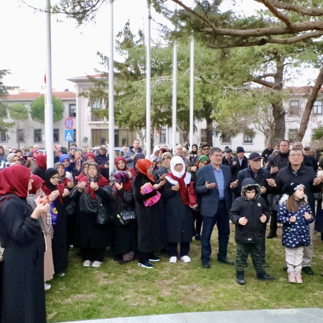 Kırklareli'nde umre kafilesi kutsal topraklara uğurlandı