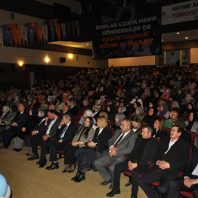 Kütahya'da AK Parti İl Kadın Kolları 7. Olağan Kongresi yapıldı