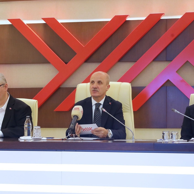 YÖK Başkanı Prof. Dr. Özvar, "Sağlıkta Dijitalleşme Çalıştayı"nda konuştu: