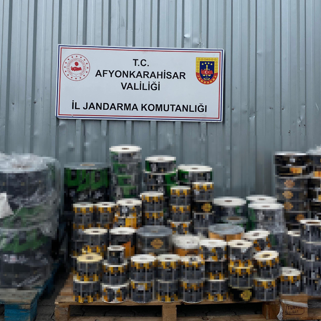 Afyon'da 31 ton bozuk peynir ele geçirildi