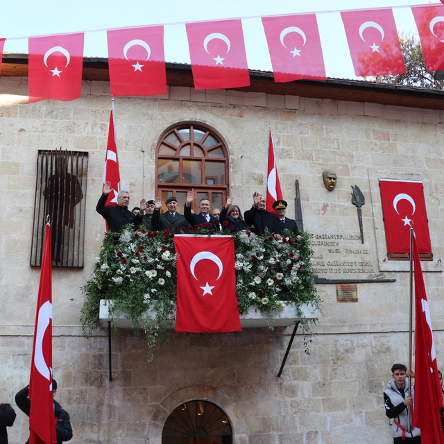 Atatürk'ün Gaziantep'e gelişinin 92. yıl dönümü kutlandı