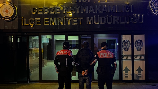 Kocaeli'de 20 yıl 2 ay kesinleşmiş hapis cezası bulunan firari hükümlü yakalandı
