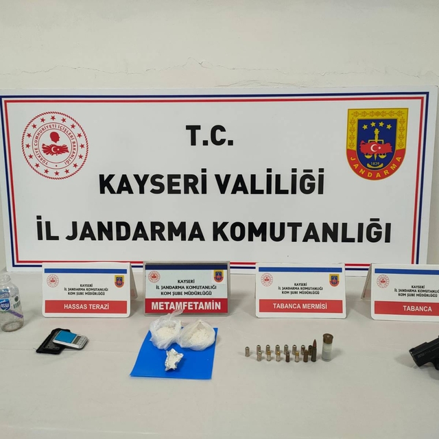 Kayseri'de uyuşturucu operasyonunda 2 şüpheli yakalandı