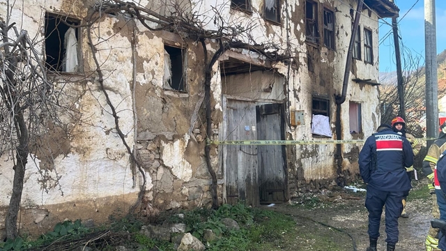 Bursa'da evde çıkan yangında 86 yaşındaki yaşlı adam öldü