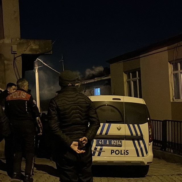 Komşu iki aile arasında odun kesme kavgası: 6 yaralı