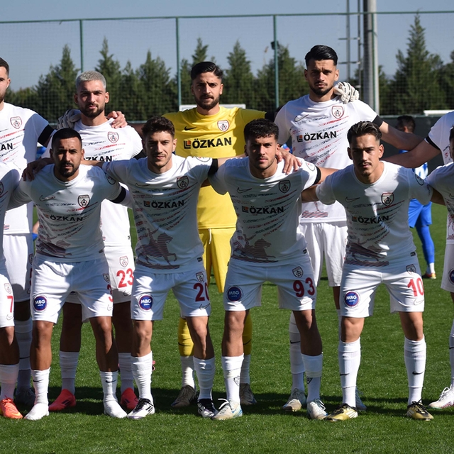 Altınordu zirveden uzaklaştı