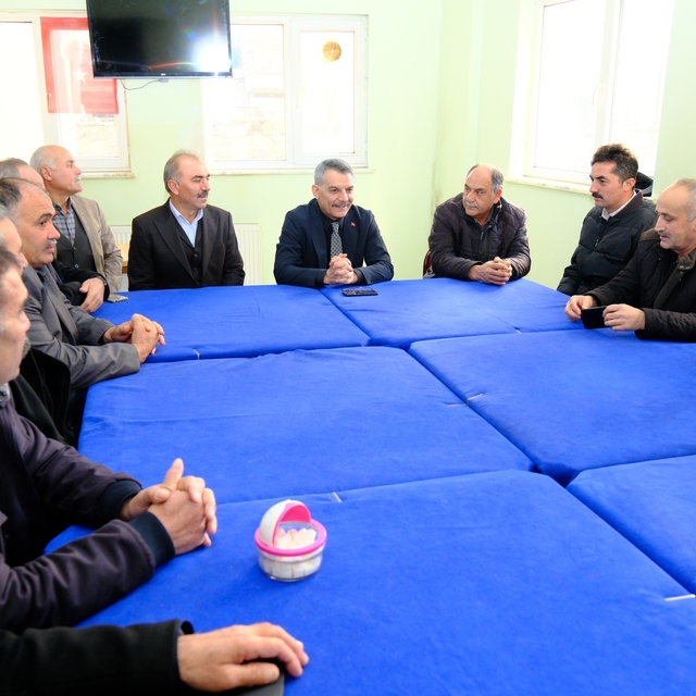 Yozgat Valisi Özkan, köy muhtarlarıyla bir araya geldi