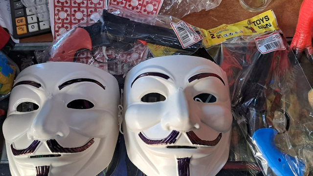 Maske takıp oyuncak tabancayla korku salan şüpheliler; 'Eğlence amaçlı yaptık' (2)