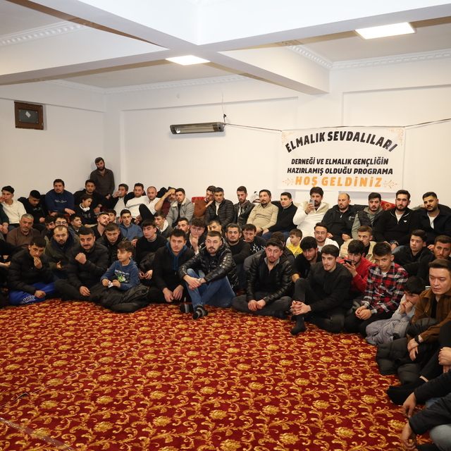 Elmalık köyü gençleri tanışma etkinliğinde buluştu