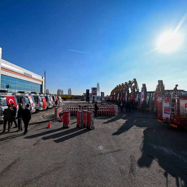 Türkiye Belediyeler Birliği Başkanı İmamoğlu, Araç Teslim Töreni'nde konuşt...