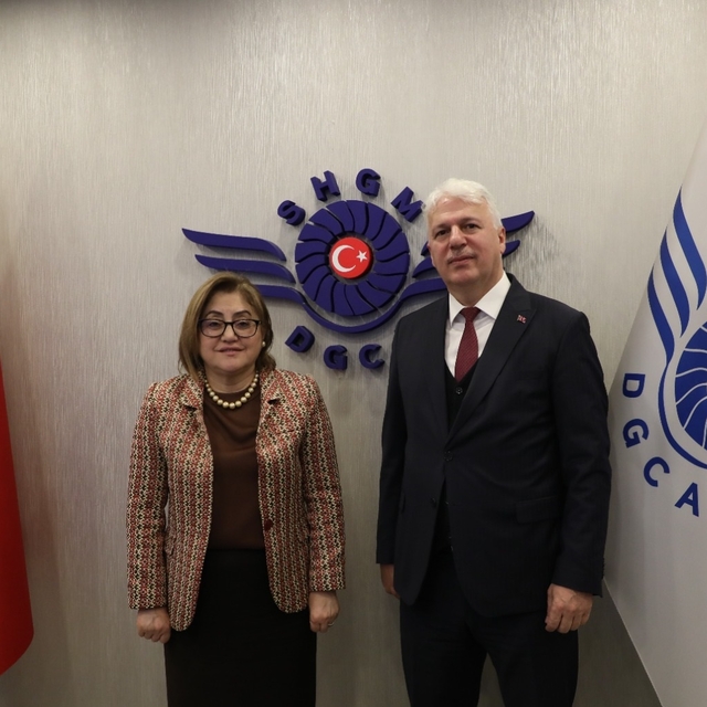 Gaziantep Büyükşehir Belediye Başkanı Şahin, TCDD ve SHGM'yi ziyaret etti