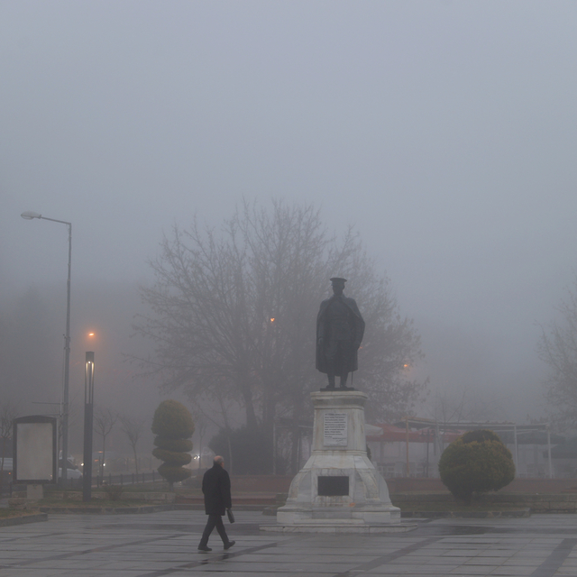 Edirne ve Tekirdağ'da sis etkili oldu