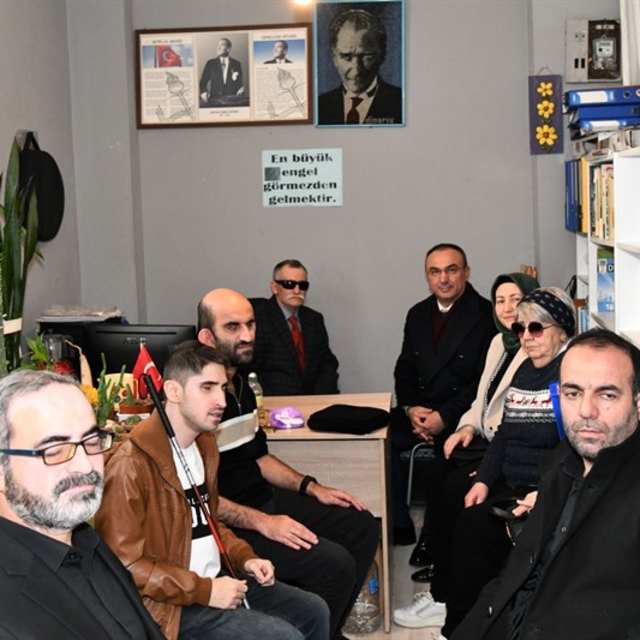 Tekirdağ Valisi Soytürk'ten derneklere ziyaret