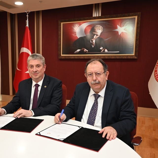 Paraguay Yüksek Seçim Mahkemesi Başkanı Duschek ve beraberindekilerden YSK'...