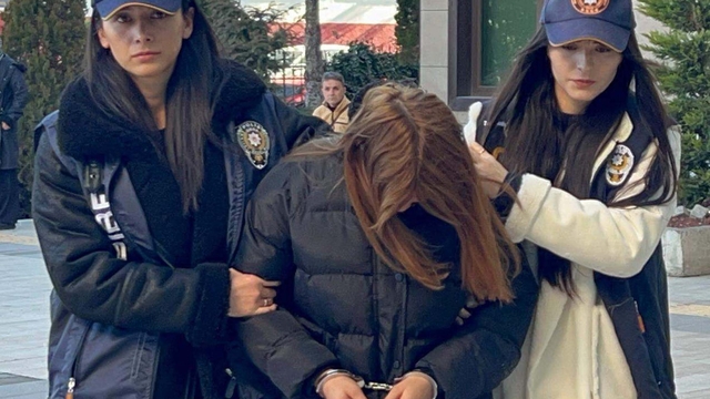 Kartalkaya'da hayatını kaybedenlerin yakınlarına hakaret ettiği öne sürülen şüpheli adliyede